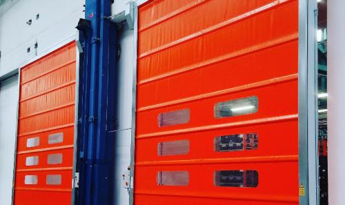 Porte rapide industriali: i principali vantaggi per l’efficienza operativa